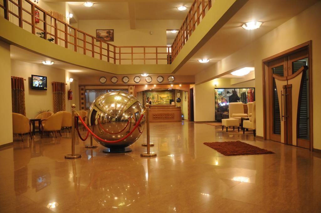 Hotel Лубумбаши Экстерьер фото